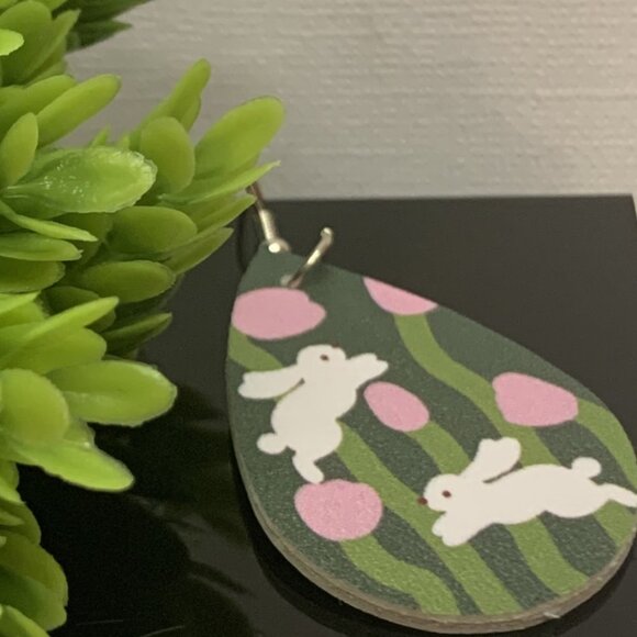 Easter Earring, Bunny Earring, Easter Bunny Earring, Easter Egg Earring, Gift - Picture 1 of 4